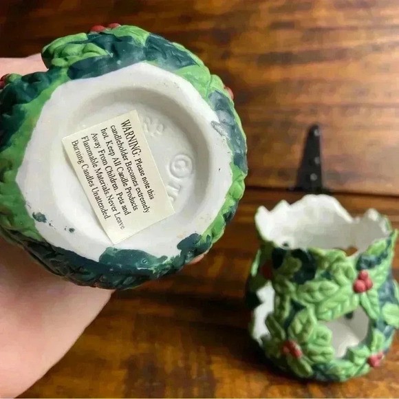 2 Hand painted Holly Tealight Holders - Picture 7 of 8